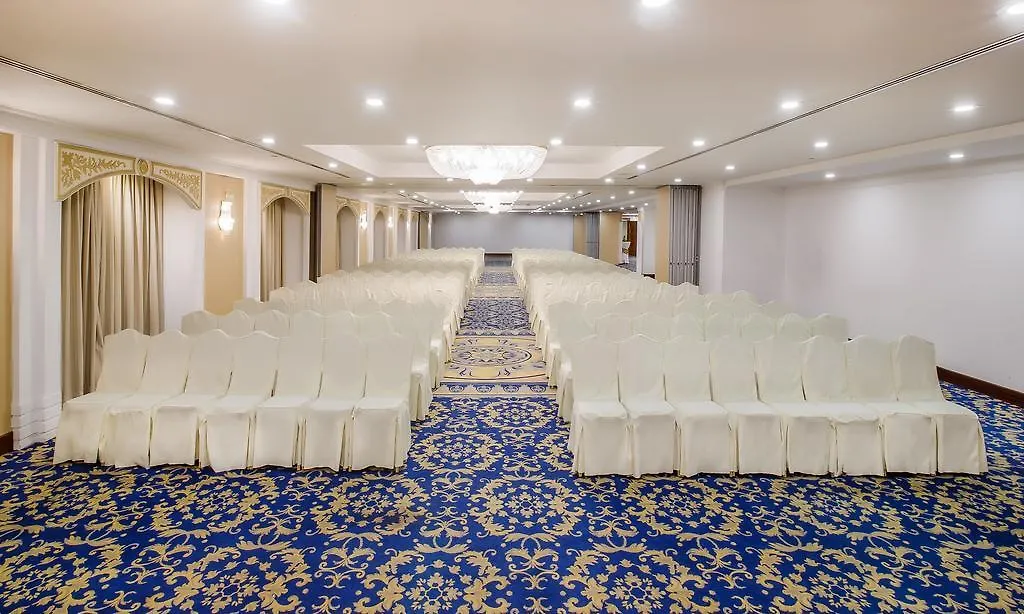 Grand Excelsior Hotel - Bur Dubai 4*,  United Arab Emirates